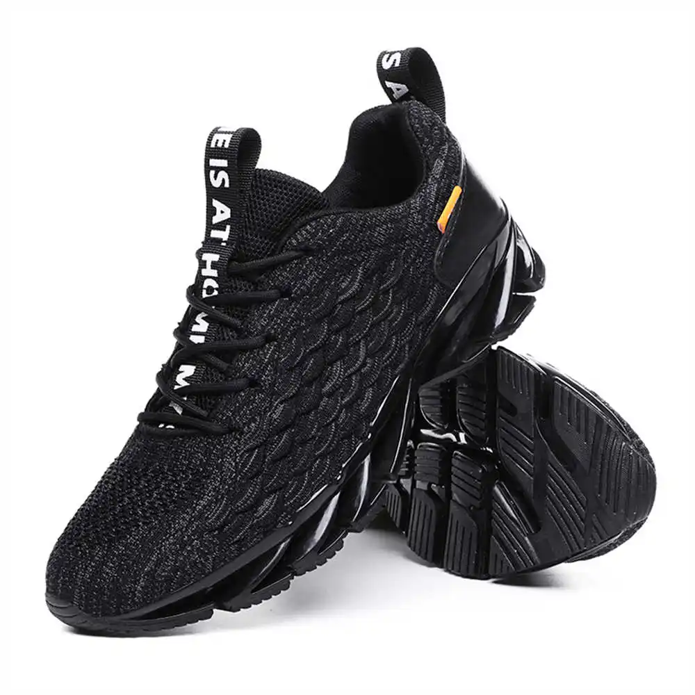 size 44 size 39 walking shoes  - Badminton Kids recensione e prezzo