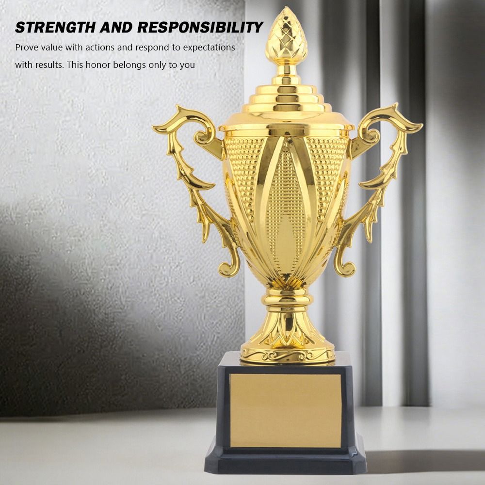 Gold Color Metal Trophy Large  - Badminton Cup recensione e prezzo